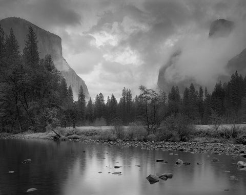 Gates of the Valley, Autumn Clouds